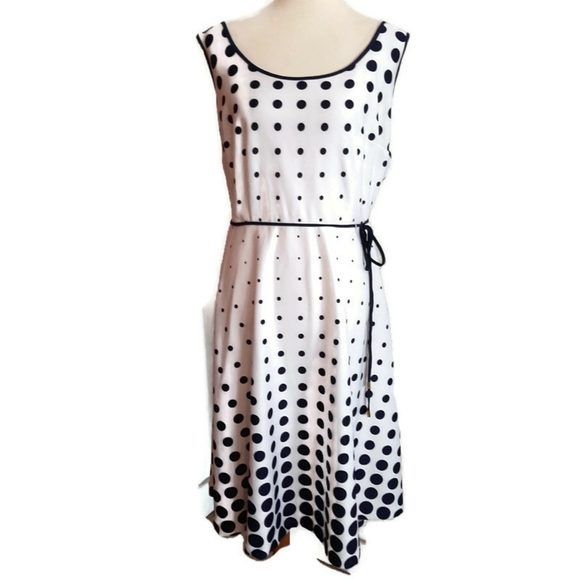 polka dot dress size 18